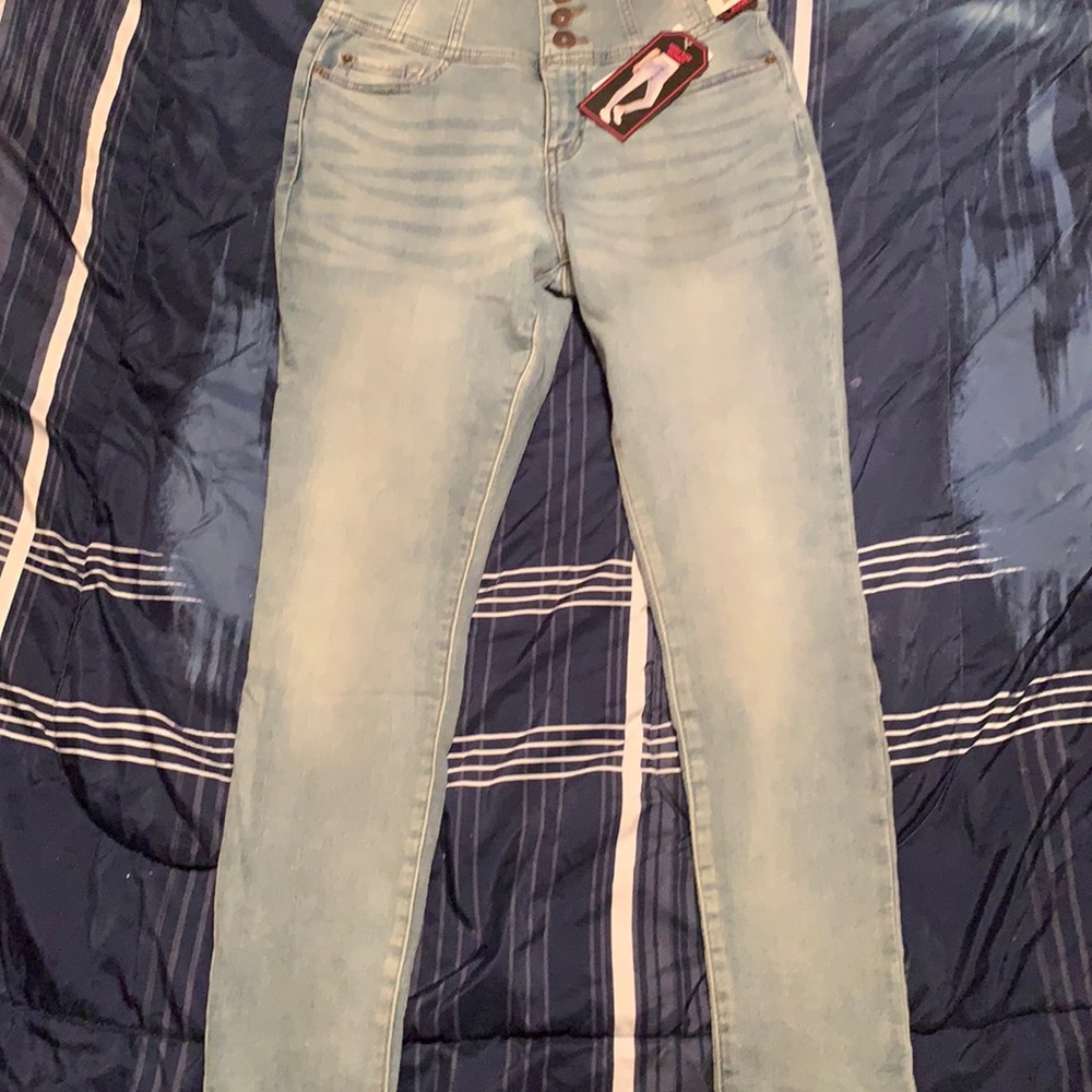 Skinny jeans